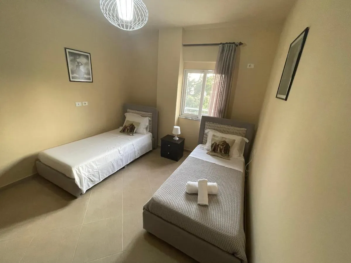 Cozy And Spacious Apartment With Sea View Sarande 0*,  Albania